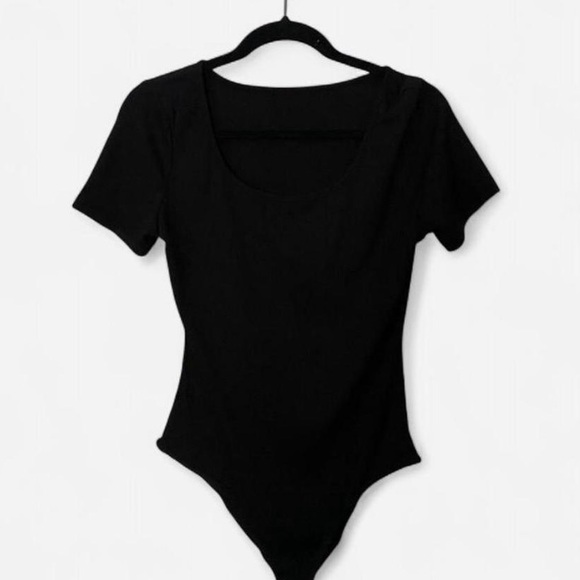 Black Ribbed Set - Picture 4 of 5